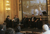 Quelle strat�gie d'�volution vers le Cloud�? <br />
<br />
Table ronde anim�e par Jean-Pierre Blettner, directeur de la r�daction de CIO, avec la participation de (de gauche � droite): <br />
- Francis Fournet, DSI de la Banque Monte Paschi<br />
- Laurent Verdier, Responsable du Pilotage des infrastructures et des Op�rations, Direction Informatique et Industrielle Groupe de Cr�dit Agricole S.A<br />
- Micka�l Lenoir, DSI de Ventadis (filiale de M6)<br />
- David Larose, DSI de la Communaut� d'Agglom�ration de l'a�roport du Bourget<br />
<br />
<br />
