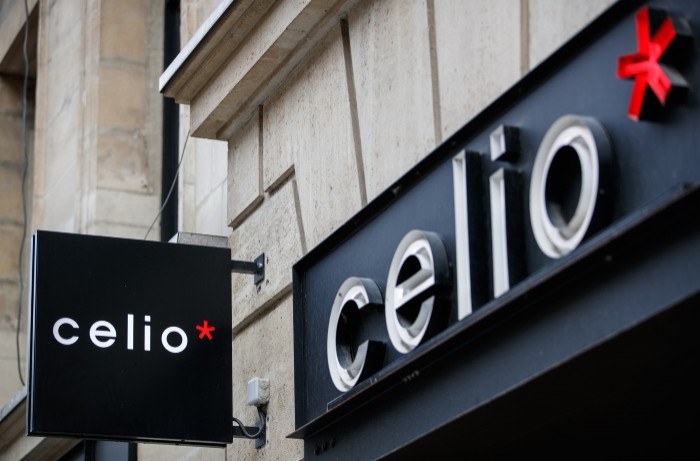 Celio pousse l'automatisation de son entrept e-commerce