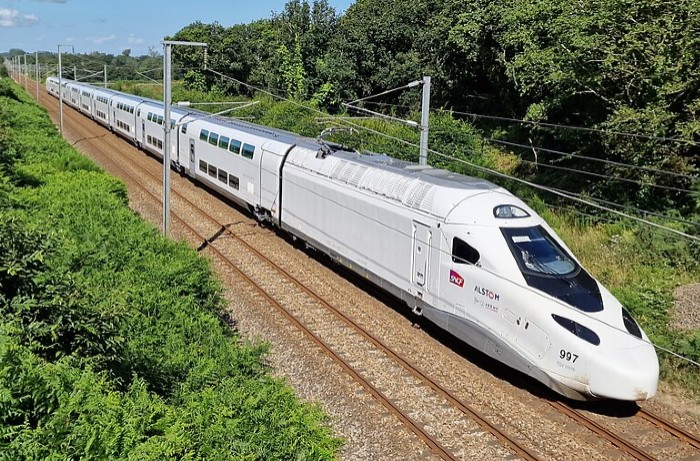 Le TGV M sur la voie d'une maintenance optimise en temps rel