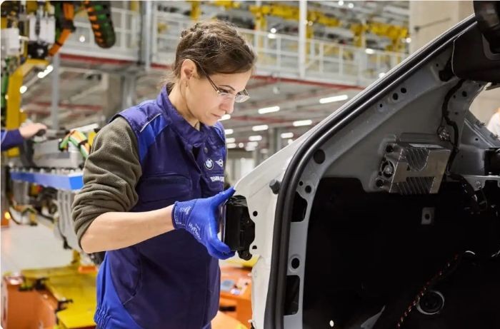 BMW harmonise sa logistique de production et sa finance sur le cloud de SAP