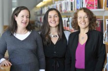 La place des femmes dans l'entreprise : sortir du  labyrinthe  avant de briser le  plafond de verre 