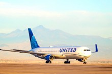 De premiers LLM sur la piste d'envol chez United Airlines