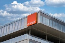 IA pour t�l�conseillers : les syndicats d'Orange portent plainte � l'inspection du travail