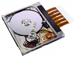 6 Go sur un disque de 1 pouce ! - STI Series 1 - Hitachi et Seagate