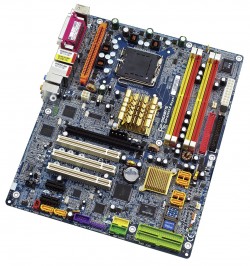 Gigabyte exploite le chipset Intel 955X Express - GA-8I955X Royal - Gigabyte