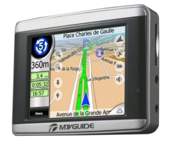 GPS, MP3 et Bluetooth - 3300 Series - Myguide