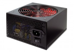 Une alimentation ddie gamers - Red Wing 800W - Xilence