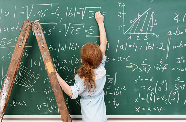 Pourquoi l'éducation nationale devrait gérer sa donnée comme une entreprise