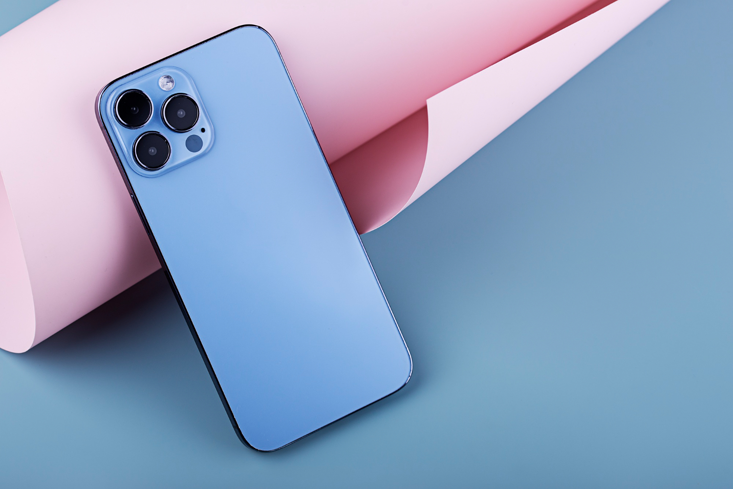 Quel iPhone vaut le coup en 2024 ?
