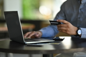E-commerce : pendant les soldes, l'exp�rience d'achat en ligne fait la diff�rence