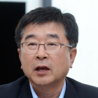 Pour dvelopper son activit impression, Samsung investit sur les connexions mobiles et le cloud, nous a assur Joosang Eun, vice-prsident senior en charge de l'activit ventes et marketing de la division Samsung Printing