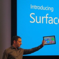 Microsoft joue gros avec sa Surface Pro 3 et espère enfin percer sur le marché ultra concurrentiel des tablettes. (crédit : IDGNS)