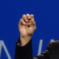 Le microPC Curie d'Intel affiche une taille proche dun bouton de veste.