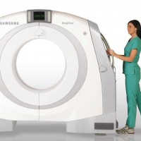 La mobilit du scanner BodyTom / Ceretom sera utile aux services d'urgences, aux soins intensifs, ainsi qu'aux blocs opratoires. (Crdit : Samsung)