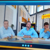 Bernard Ourghanlian (à gauche), directeur technique et sécurité de Microsoft France, et Nicolas Petit, directeur marketing & opérations, lors de la conférence de rentrée de la filiale, par Skype for Business. (crédit : D.R.)