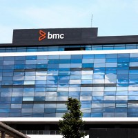 BMC Software et les fonds (Bain Capital et Golden Gate Capital) qui le dtiennent pourraient racheter CA Technologies avec le soutien de banques. (crdit : D.R.)