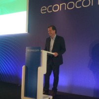 Directeur des oprations d'Econocom depuis mai dernier, Robert Bouchard, le fils du fondateur, est charg de conduire le plan  e for excellence .