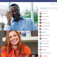 Malgr ses cafouillages, Microsoft compte toujours imposer son outil collaboratif Teams face au trs populaire Slack. 