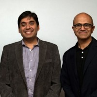 Des dirigeants de Microsoft et InMobi runis  l'occasion de l'annonce de leur partenariat avec, de gauche  droite, Anant Maheshwari (prsident Microsoft Inde), Naveen Tewari (fondateur et CEO d'InMobi) et Satya Nadella (CEO de Microsoft). (Crdit : D.R.)