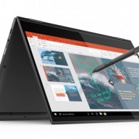 Un stylet est propos en option avec la tablette hybride Yoga C630 de Lenovo. (crdot : Lenovo)