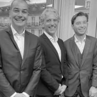 De gauche  droite : Franois Boulet (associ co-fondateur de HR Path), Christophe Vicari (prsident de Magnulteam) et Cyril Courtin (associ co-fondateur de HR Path). (Crdit photo : HR Path)