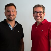 Miguel Valds Faura ( droite), prsident et directeur gnral de Bonitasoft, va piloter avec Charles Souillard ( gauche), directeur gnral, la nouvelle phase de croissance de l'entreprise qu'ils ont co-fonde. (Crdit : Bonitasoft)