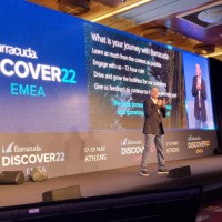 Hatem Naguib, le CEO de Barracuda a lancé l'événement Discover 2022 en présentant l'entreprise et ses objectifs pour l'année. (Crédit Photo : CT)