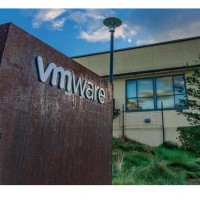 La possible acquisition de VMware par Broadcom en laisse plus d'un perplexe. Selon Michael Warrilow, analyste chez Gartner, les partenaires de l'éditeur ont tout intérêt à avoir un 