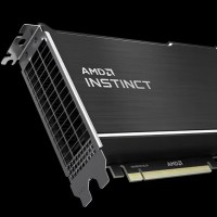 Comme Nvidia avec son accélérateur Grace Hopper Superchip, AMD combine CPU et GPU dans sa prochaine carte accélératrice Instinct MI300. (En image une MI 100)