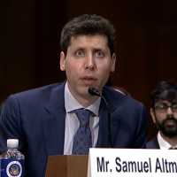 Sam Altman a été auditionné par le Sénat le 16 mai dernier concernant la surveillance et les règles pour l'intelligence artificielle. (Crédit : Comité judiciaire sénatorial des Etats-Unis)