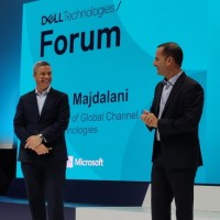 Anwar Dahab (à dte), directeur général de Dell Technologies France et Diego Majdalani (à gauche), président Global Channel Sales de Dell Technologies ont évoqué la montée en puissance de l'IA générative au sein des entreprises. (Crédit Photo : JC)