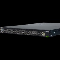 Edgecore a dvoil le switch spine haute performance 400G DCS511 pour les centres de donnes. (Crdit Edgecore Networks)