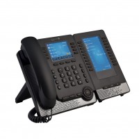 La nouvelle gamme de tlphones SIP dAlcatel-Lucent Enterprise apporte plus de personnalisation, de confort et de scurit. (Crdit photo : ALE)