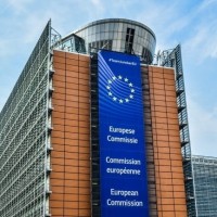 La Commission de Bruxelles serait en négociations avec OVH depuis plusieurs semaines pour y transférer tout ou partie des environnements actuellement hébergés sur Azure. (Photo : Dimitris Vetsikas / Pixabay) La Commission de Bruxelles serait en négociations avec OVH depuis plusieurs semaines pour y transférer tout ou partie des environnements actuellement hébergés sur Azure. (Photo : Dimitris Vetsikas / Pixabay)