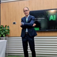 Laurent Bataille, président de Schneider Electric France, monte en puissance sur les systèmes de refroidissement liquide pour accompagner la percée de l'IA. (Crédit S.L.) Laurent Bataille, président de Schneider Electric France, monte en puissance sur les systèmes de refroidissement liquide pour accompagner la percée de l'IA. (Crédit S.L.)
