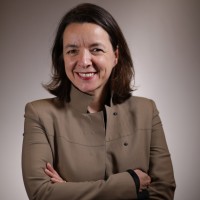 Anne-Marie Calmeil succde  Jean-Paul Alibert  la tte de T-Systems France