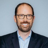 Anthropic renforce son programme partenaires pour encadrer l'adoption de Claude