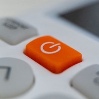 Distributique s'�teint aussi, la r�daction licenci�e