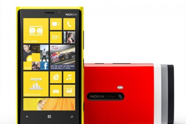 Le Nokia Lumia 920 fonctionne sous Windows Phone 8.