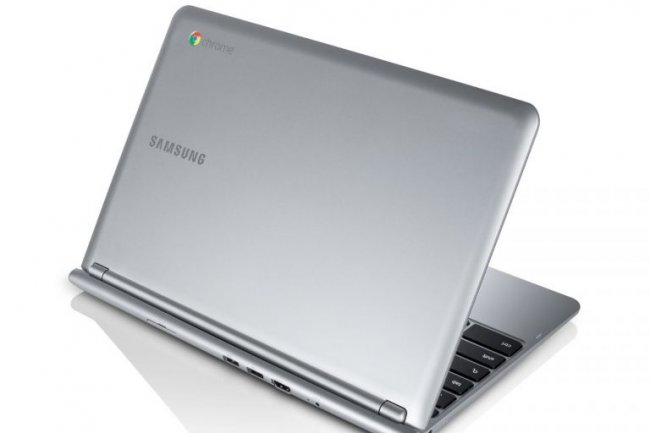 CE Chromebook est disponible pour le moment aux Etats-Unis et au Royaume-Uni.