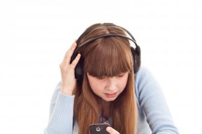 L'offre Google Musique va permettre de profiter de ses titres favoris sur tous les types de supports : PC, tablettes, smartphones et baladeurs. Crdit photo Lucky Business/Shutterstock.com