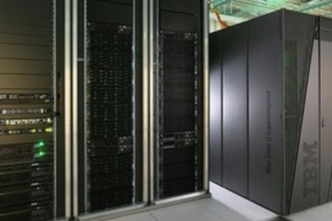 Le supercalculateur BlueGene d'IBM  l'Ecole polytechnique de Lausanne. Crdit photo Alain Herzog / EPFL