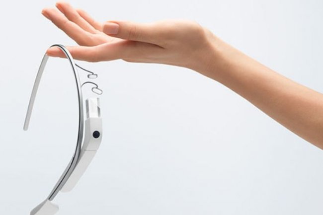 Les Google Glass seront compatibles WiFi et Bluetooth. Crdit: D.R 