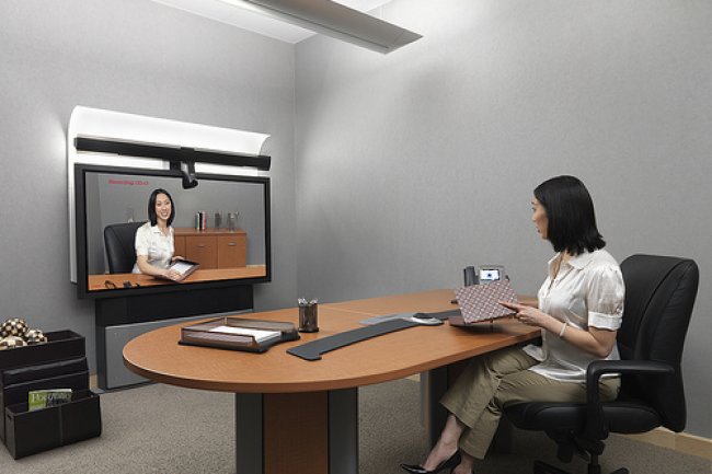 Orange et T-Systems raccordent leurs systèmes de vidéoconférence