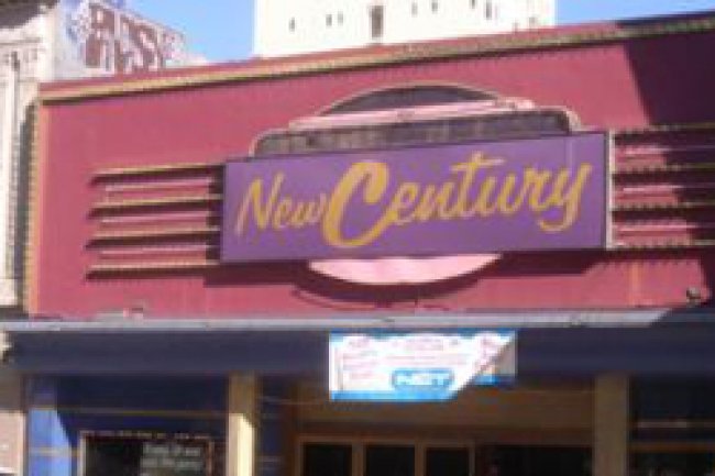 Le New Century Theater réclame plus de 33 500 dollars d'impayés à Oracle . Crédit Photo: D.R
