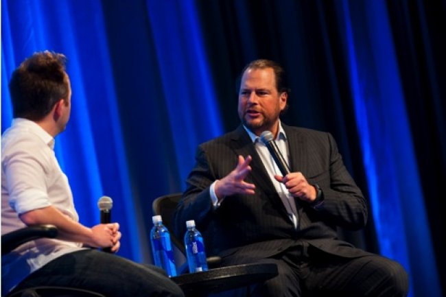 Pour sa premire intervention sur Dreamforce 2013, Marc Benioff a dialogu avec Drew Houston, CEO de Dropbox. (crdit : Salesforce.com)