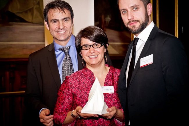 L'équipe Michelin a remporté un Trophée des clubs utilisateurs Oracle dans la catégorie Gestion du changement (de gauche à droite : Yvan Baturone, chef de projet métier, Jeanne Pleuchot, Project Management Office et Cédrick Laballery, responsable ressources IT/ERP). 