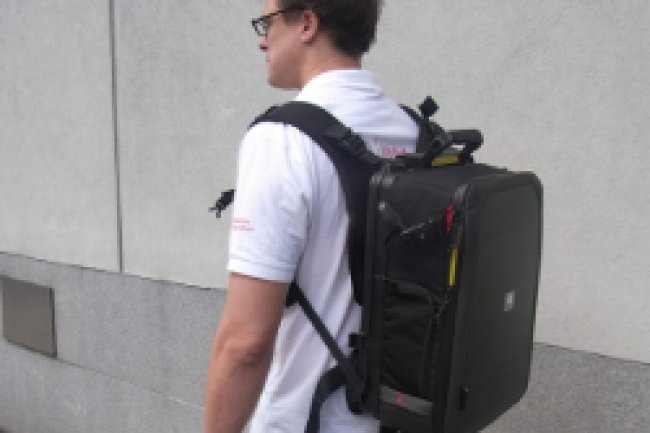 Le mini-rseau mobile de la Fondation Vodafone tient dans un sac  dos. Crdit Photo: IDG NS