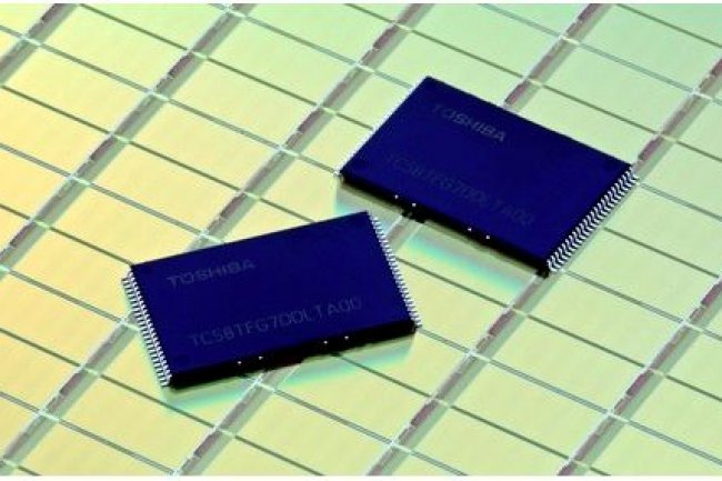 Les partenaires Toshiba et SanDisk ont dvelopp le premier procd de gravure  15 nm pour les mmoires flash NAND. (crdit : IDGNS Tokyo)