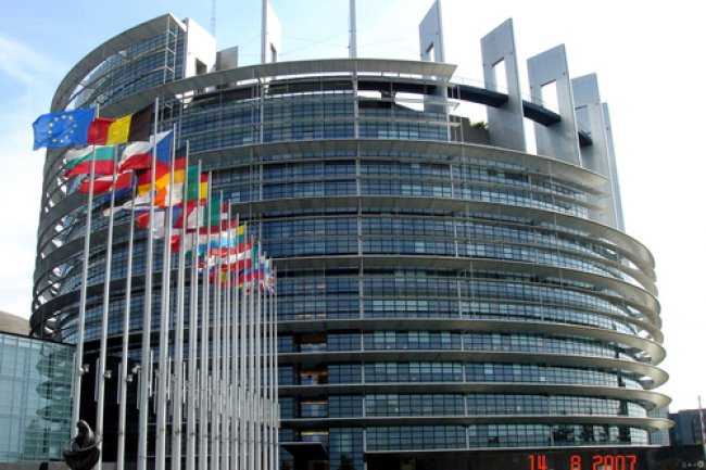 Plus de 50 dputs europens ont sign la charte des droits numriques WePromiseEU.
